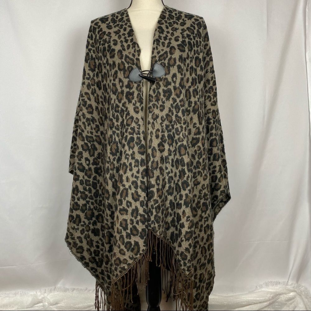 Cejon‎  Animal Print Fringe Wrap